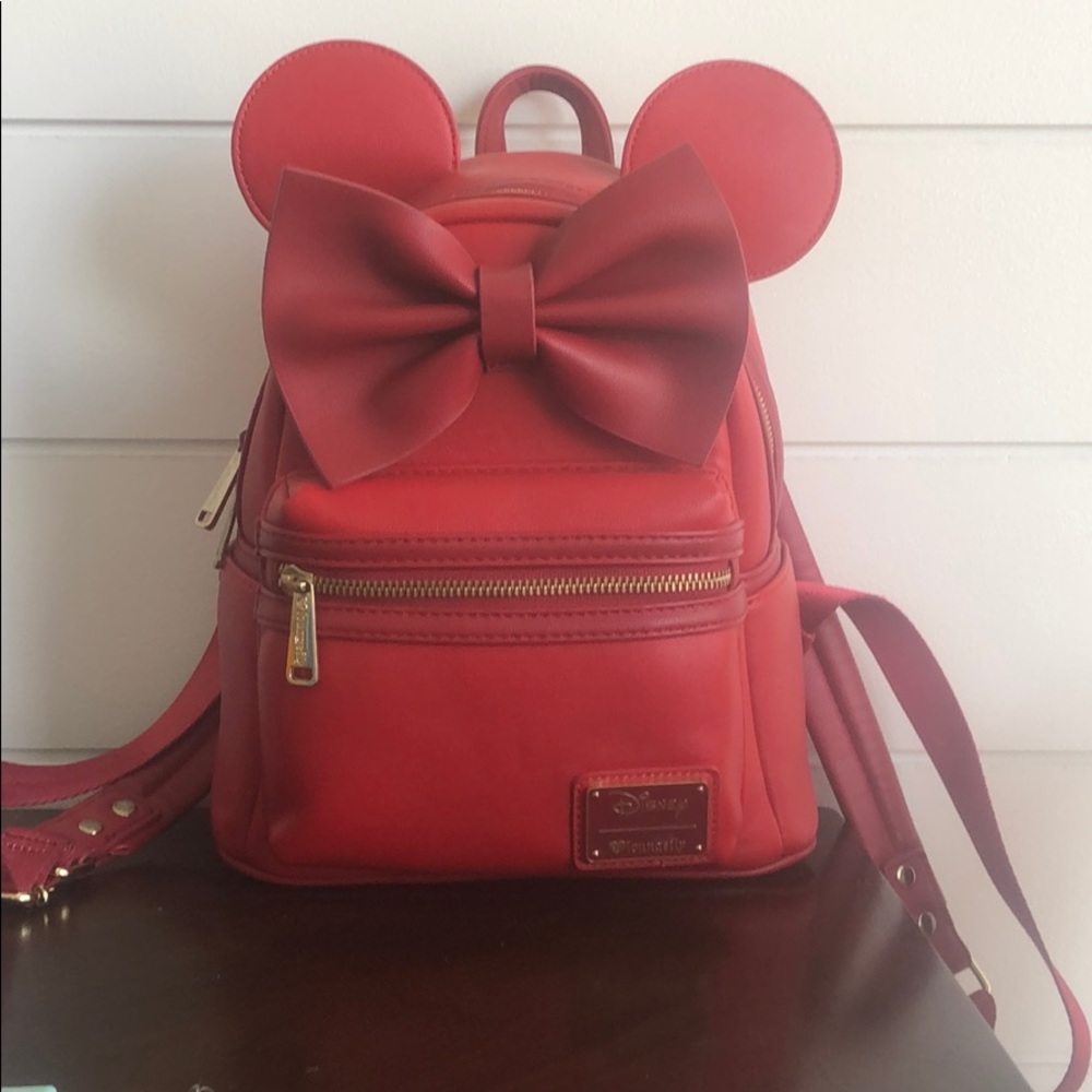 Loungfly back pack